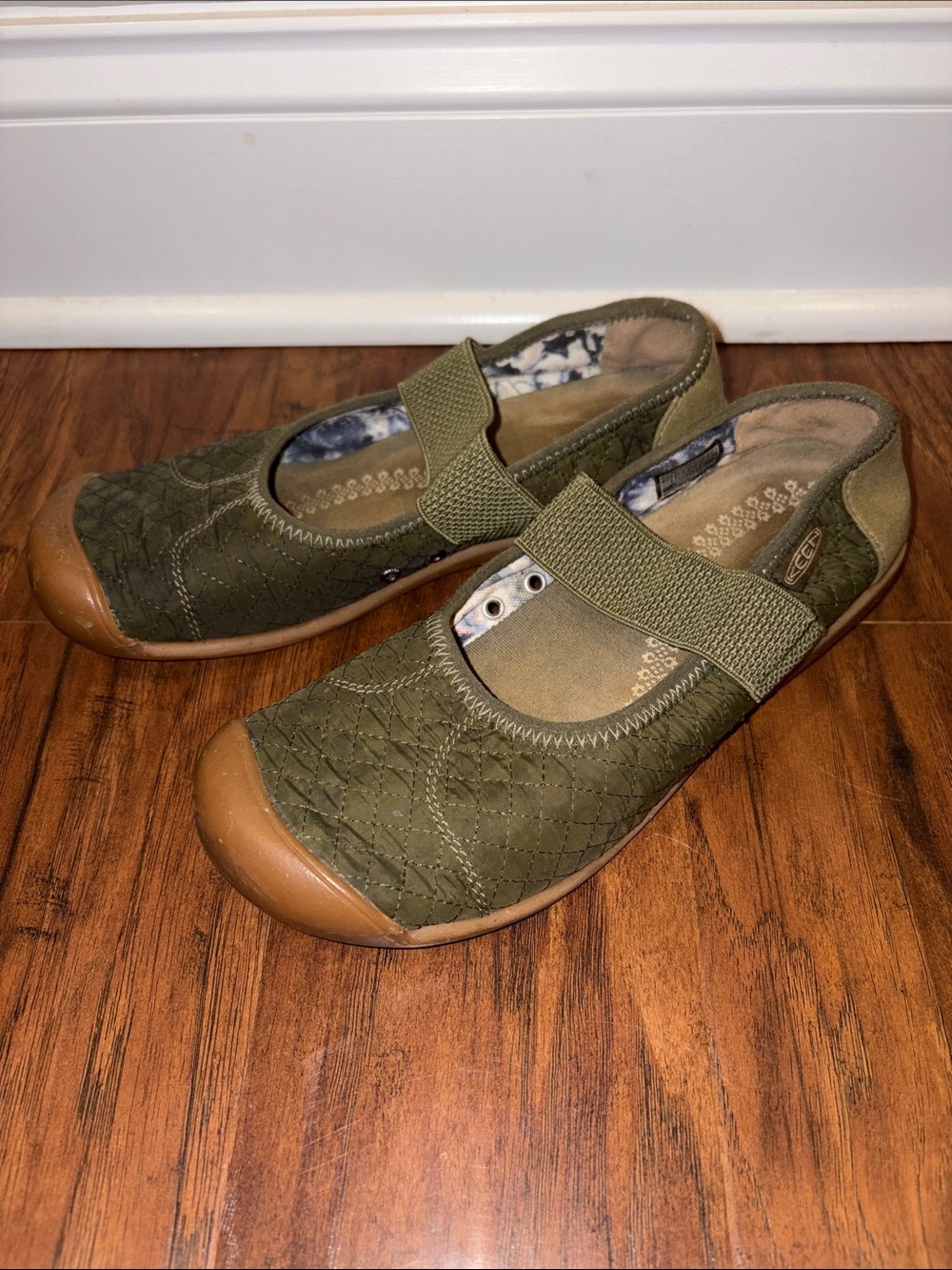 Keen Olive and Tan Quilted Slip-On Mary Jane 8.5